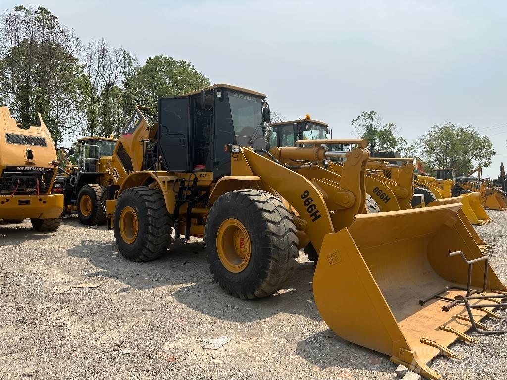CAT 966H Kolesové nakladače