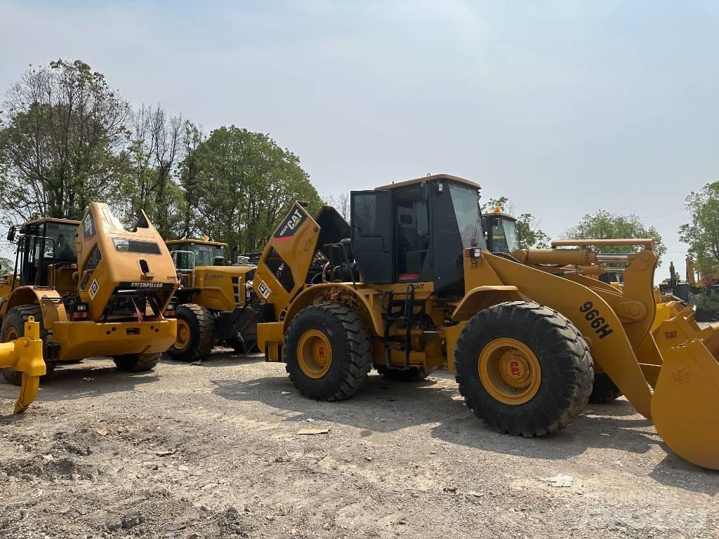 CAT 966H Kolesové nakladače