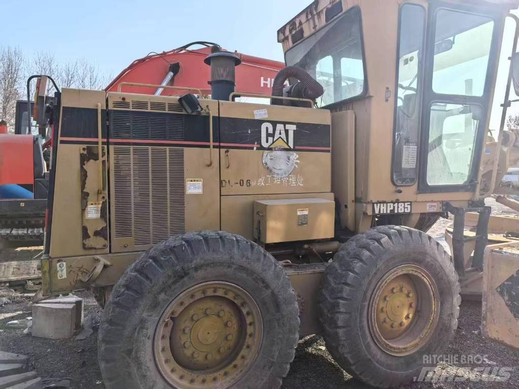 CAT 140 H Grejdery