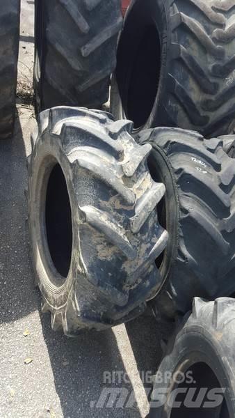  Pneus 320/70R20 Pneumatiky, kolesá a ráfiky