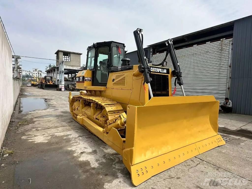 CAT D 6 R Pásové dozéry