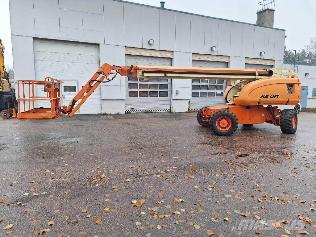 JLG 660 SJ 4x4x4 Kĺbové plošiny