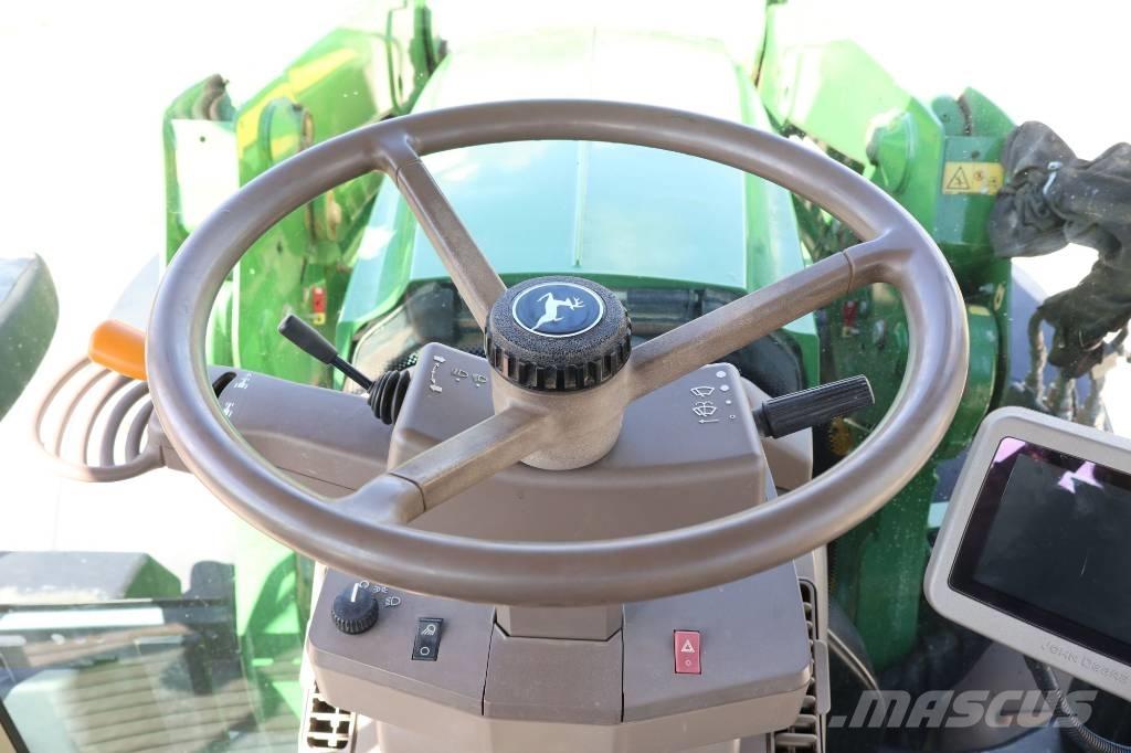 John Deere 6155 M Traktory