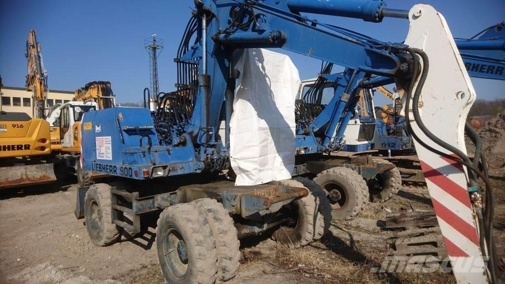 Liebherr A900-C Kolesové rýpadlá