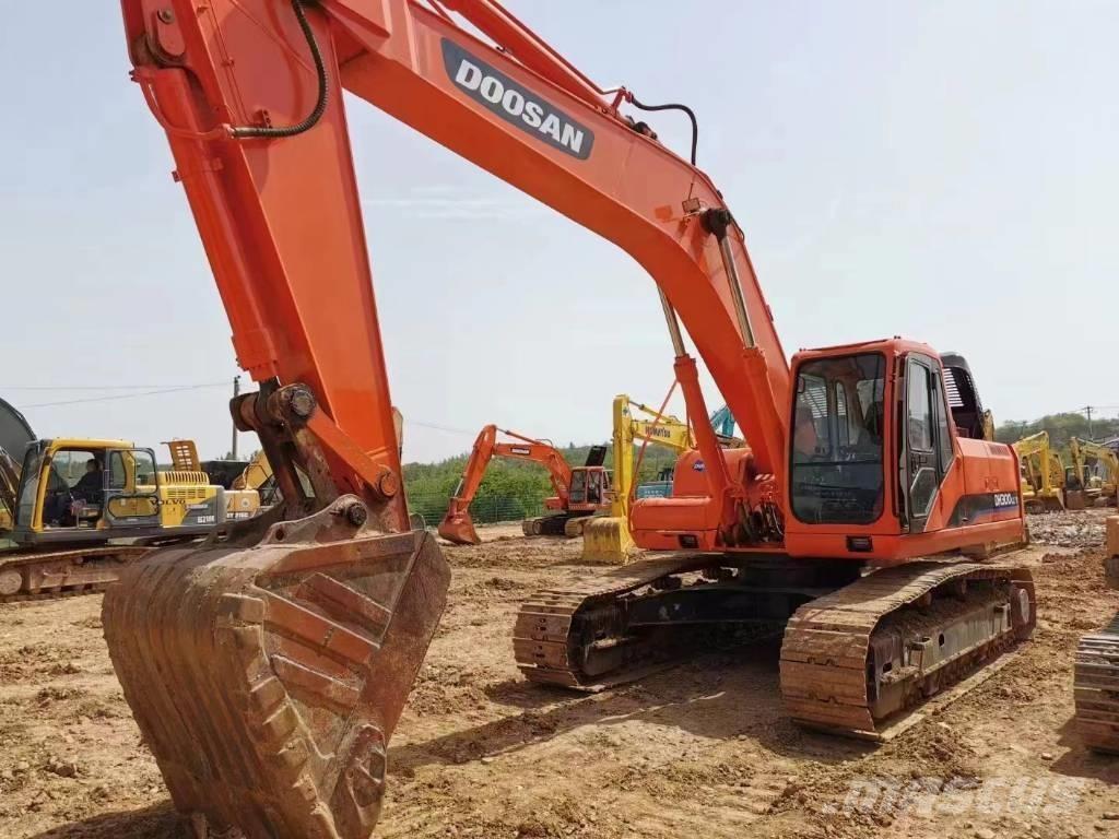 Doosan DH300LC-7 Pásové rýpadlá
