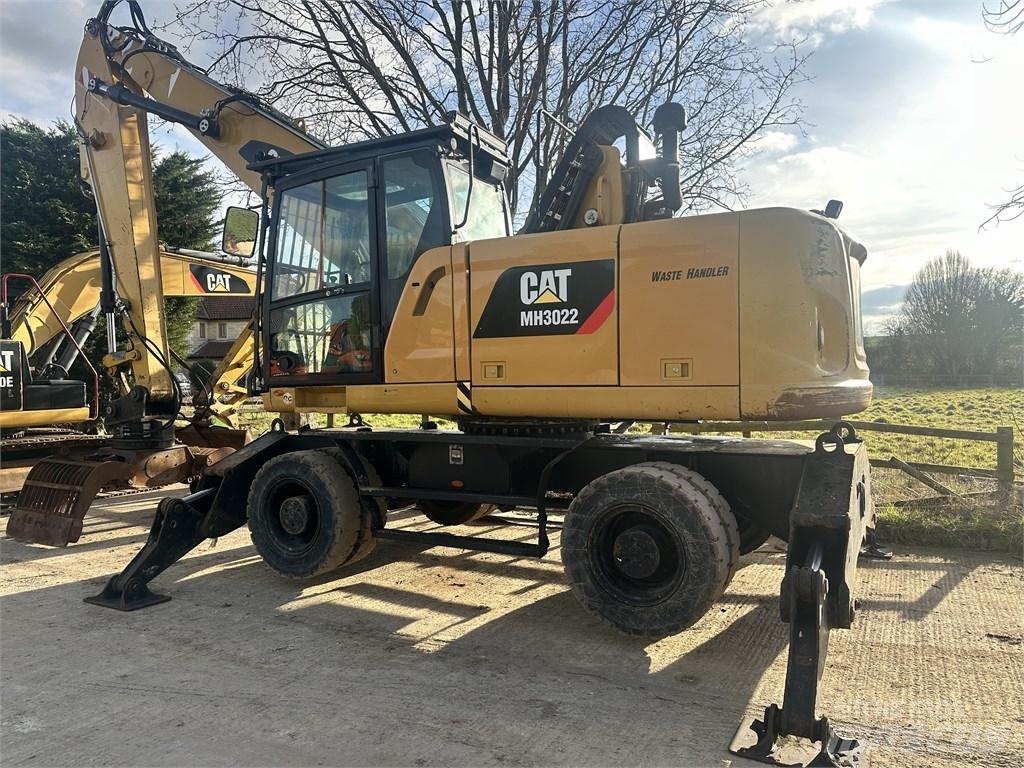 CAT MH3022 Manipulácia s materiálom - ostatné