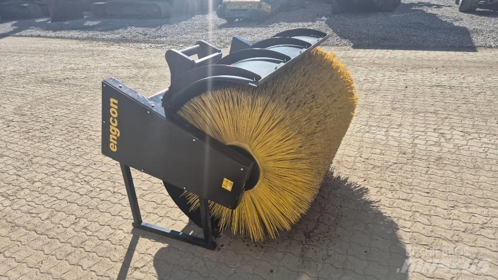 Engcon sweeper Zametacie stroje