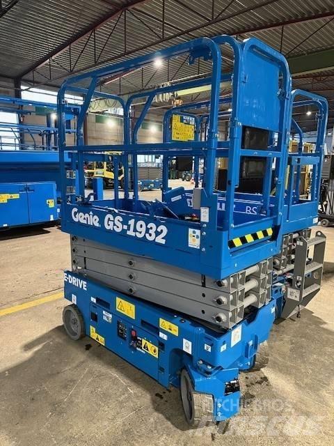 Genie GS1932e Nožnicové zdvíhacie plošiny