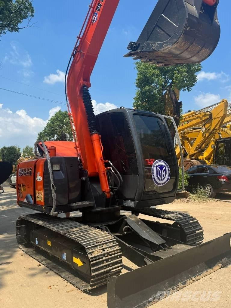 Hitachi ZX 70 Pásové rýpadlá
