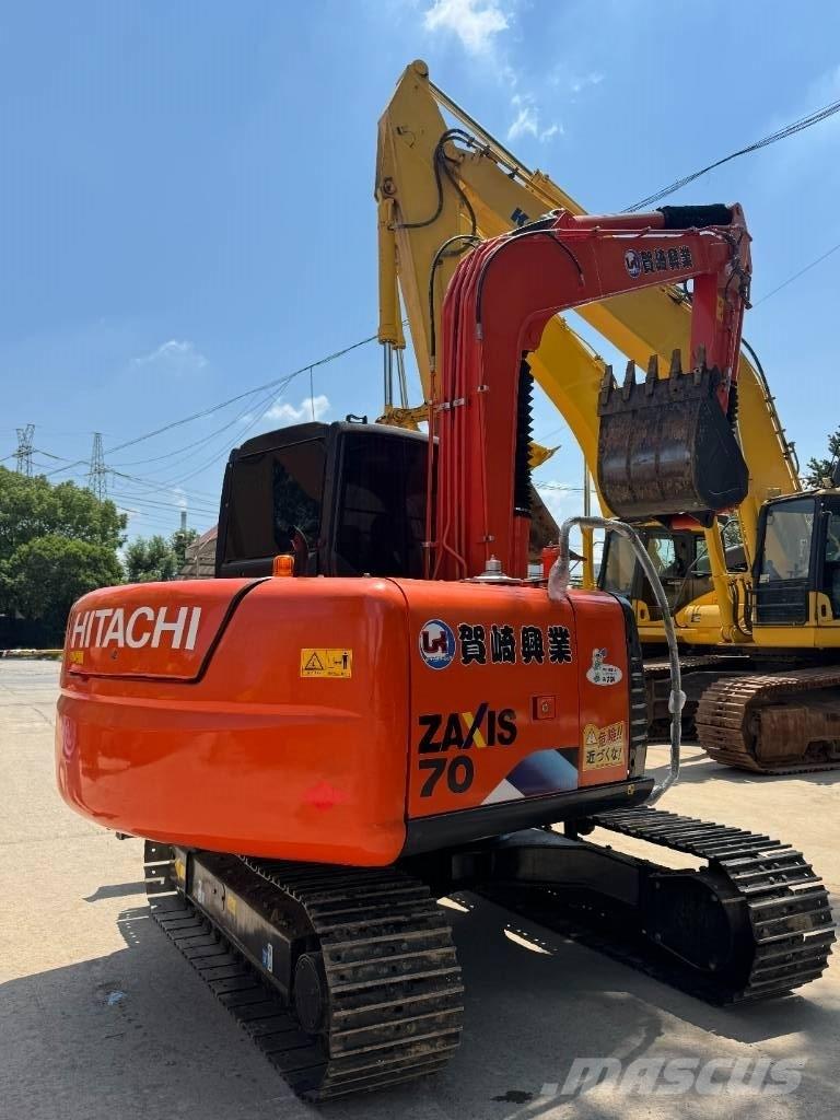 Hitachi ZX 70 Pásové rýpadlá