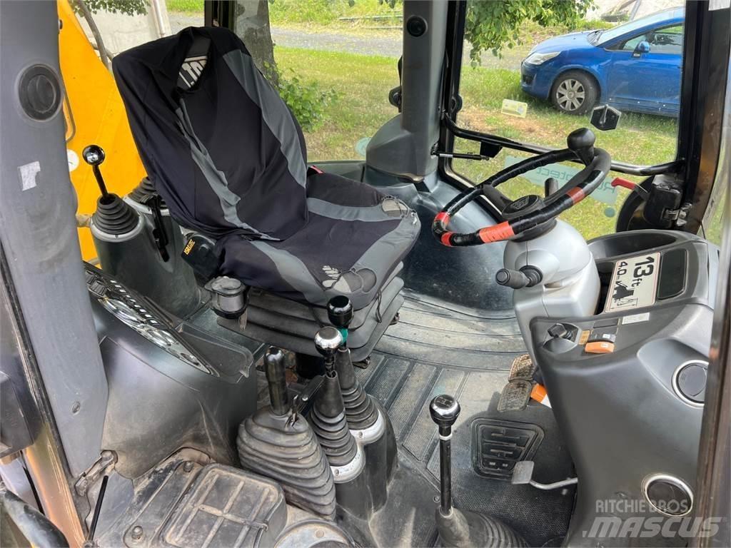 JCB 3CX 4X4 Stavebníctvo - ostatné