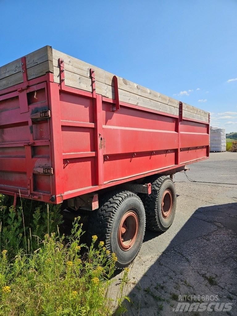 Tempo 160 Vyklápacie prívesy