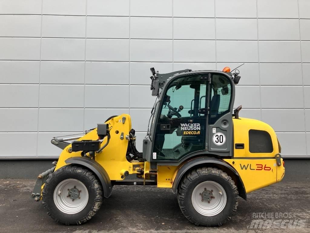 Wacker Neuson WL 36 Kolesové nakladače