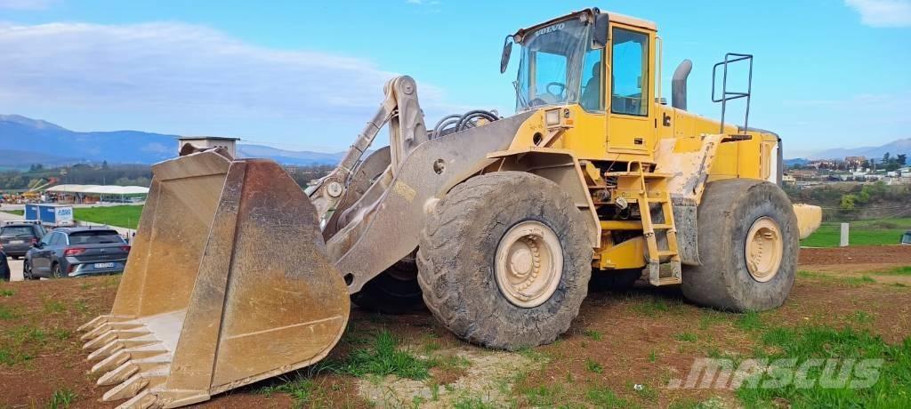 Volvo L 220 E Kolesové nakladače