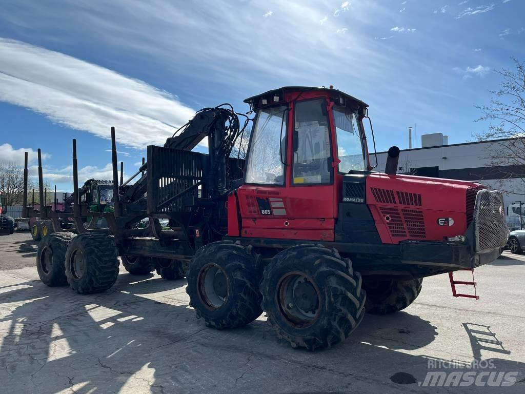 Komatsu 865 Lesné traktory