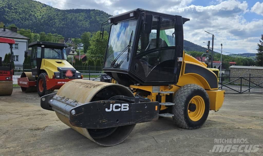 JCB Vibromax WM 75 D Ťahačové valce