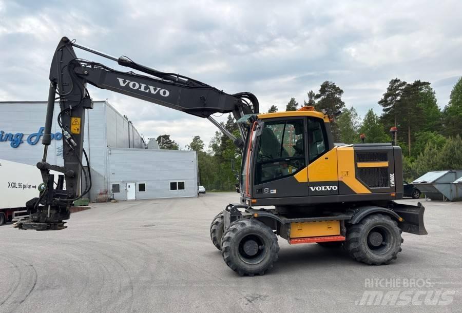 Volvo EW160E Kolesové rýpadlá