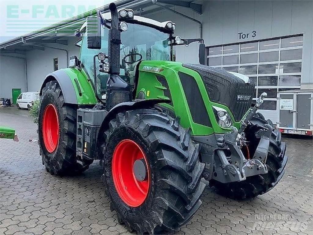Fendt 828 s4 profi+ Traktory