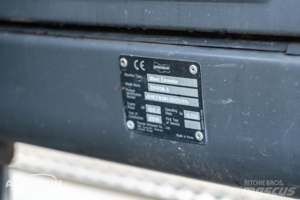 Doosan DX140W-5 Kolesové rýpadlá