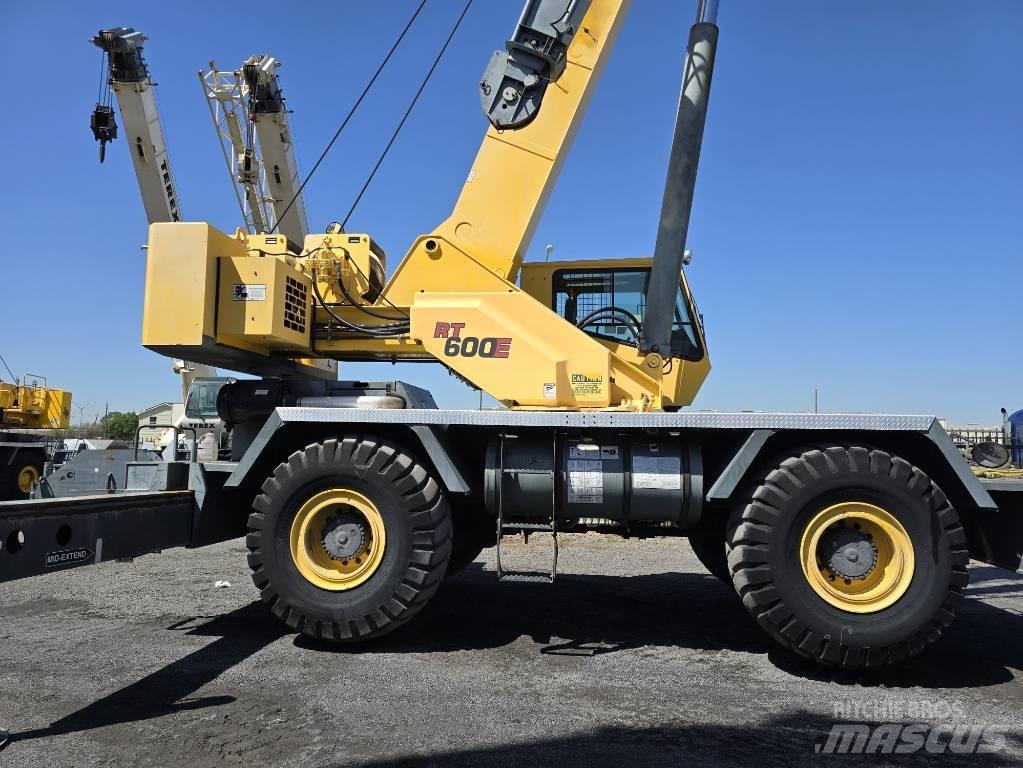 Grove RT 600 E Žeriavy pre ťažký terén