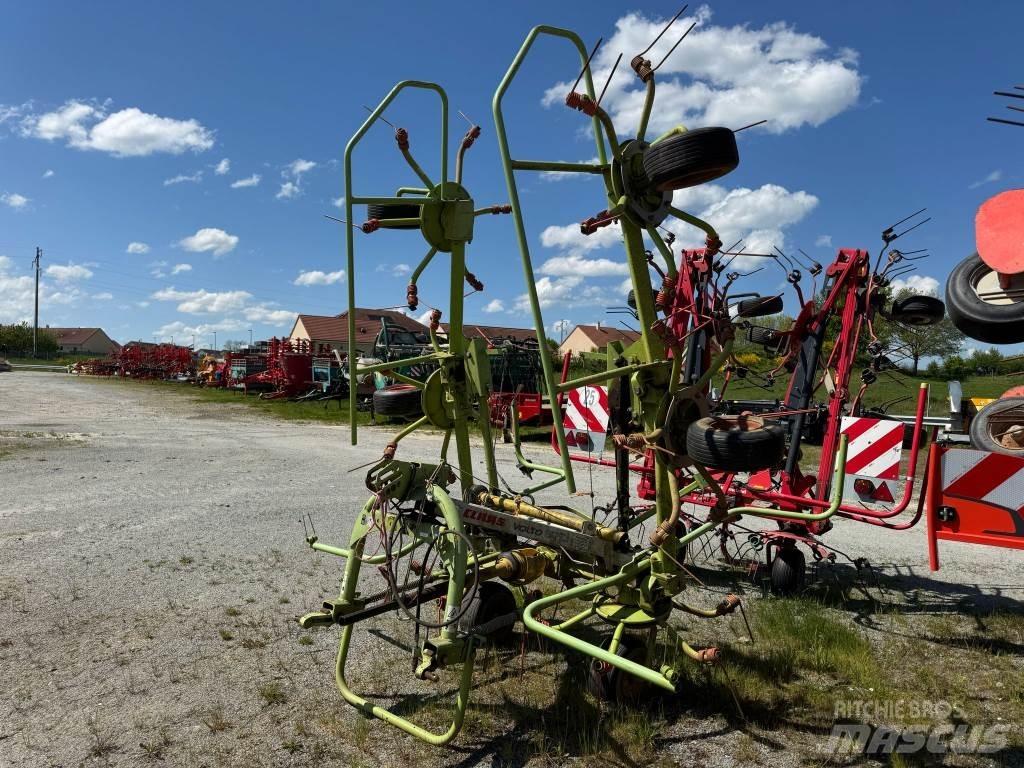 CLAAS VOLTO670 Obracače a zhrabovače sena