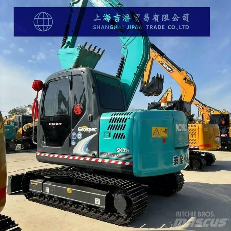 Kobelco SK 75 Midi rýpadlá 7 t - 12 t