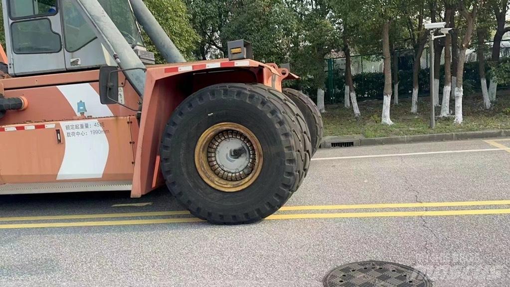Kalmar M 517 Prekladače kontajnerov