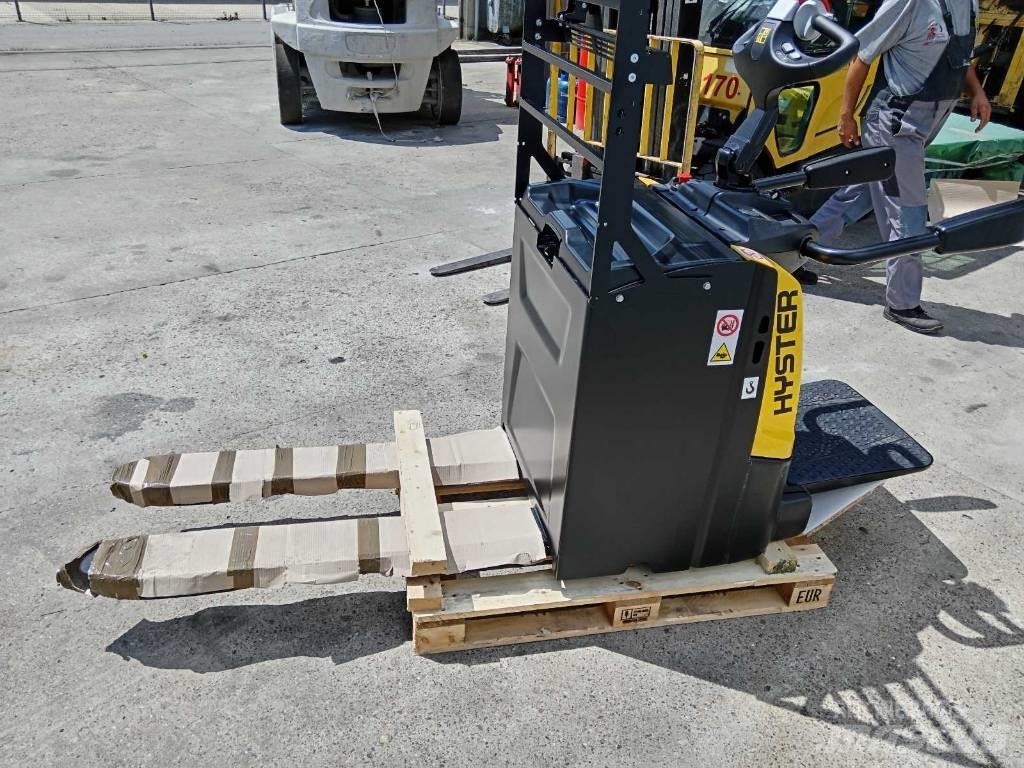 Hyster P2.0S Nízkozdvižný vozík s plošinou