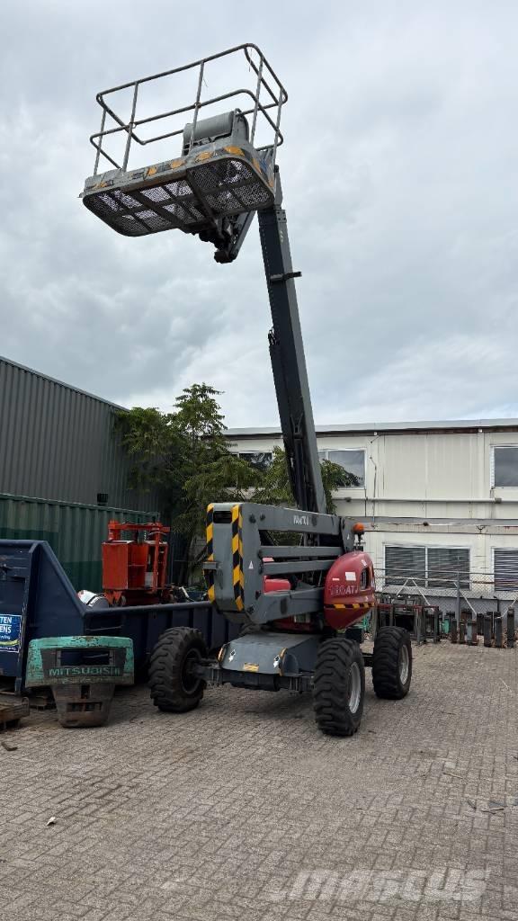 Manitou 180 ATJ Kĺbové plošiny