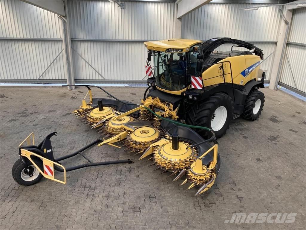 New Holland FR700 Samochodné kosačky