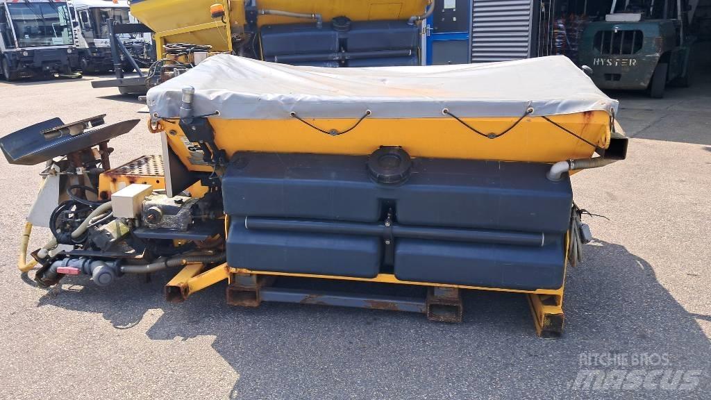 Nido N9010-18 PAN Posýpače soli a piesku