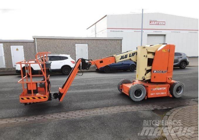 JLG E 300 AJP Kĺbové plošiny
