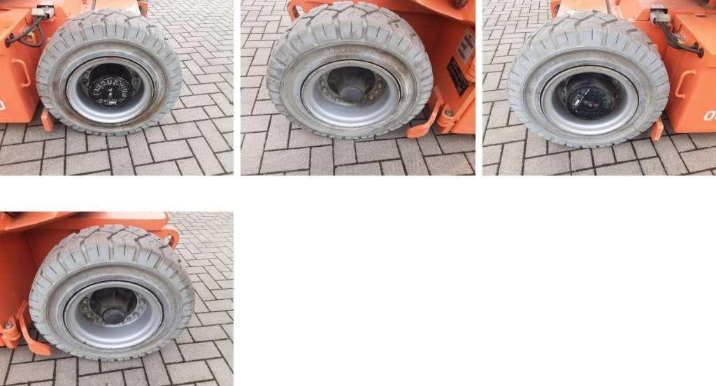 JLG E 300 AJP Kĺbové plošiny
