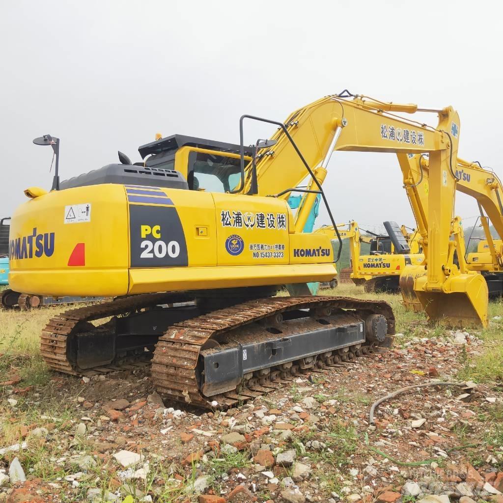 Komatsu PC200-8 Pásové rýpadlá