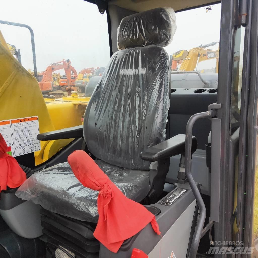 Komatsu PC200-8 Pásové rýpadlá