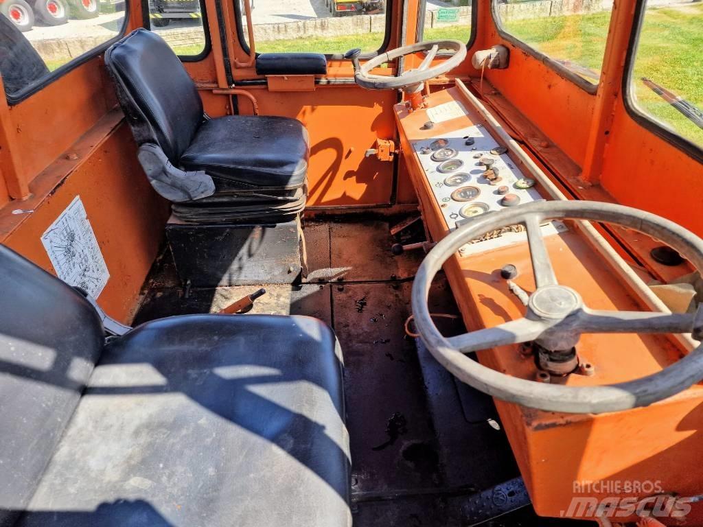 Hamm WGR 15 Pneumatikové valce