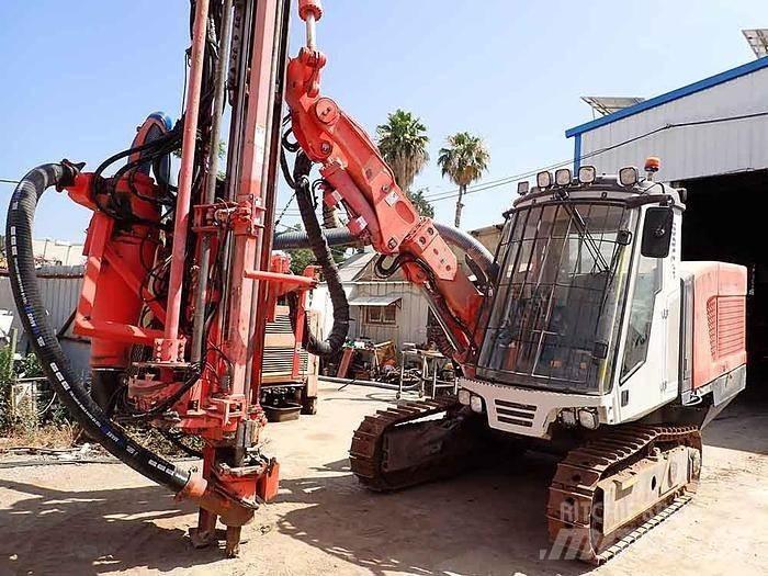 Sandvik DP1100I Povrchové vrtné súpravy
