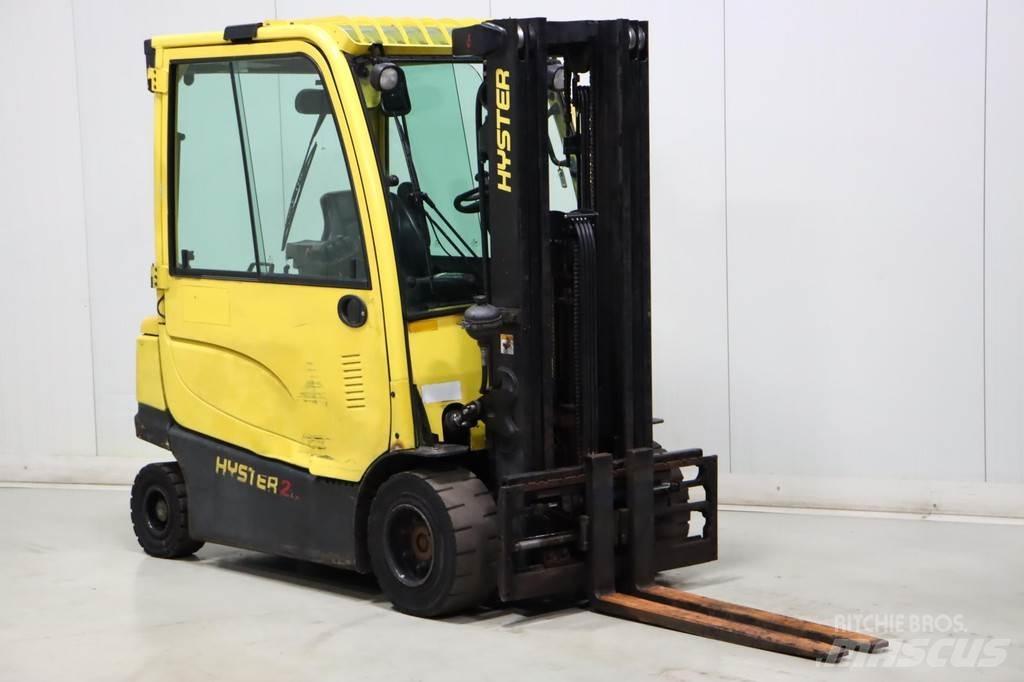 Hyster J2.5XN Akumulátorové vozíky
