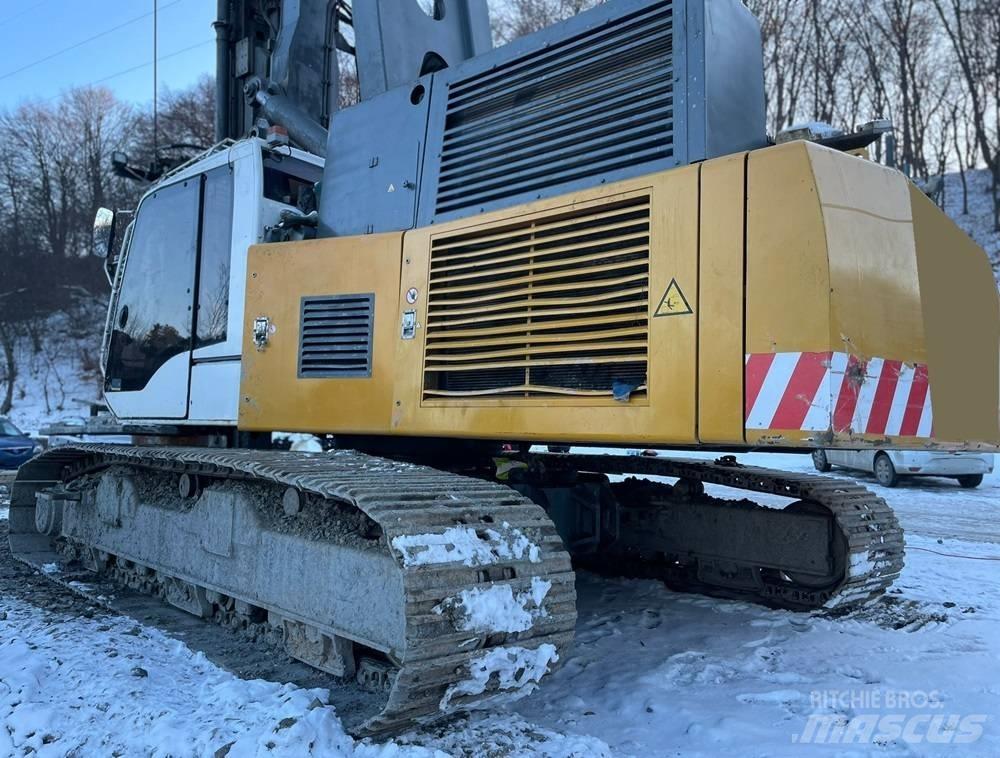 Liebherr LRB 155 Pilierovej žeriav