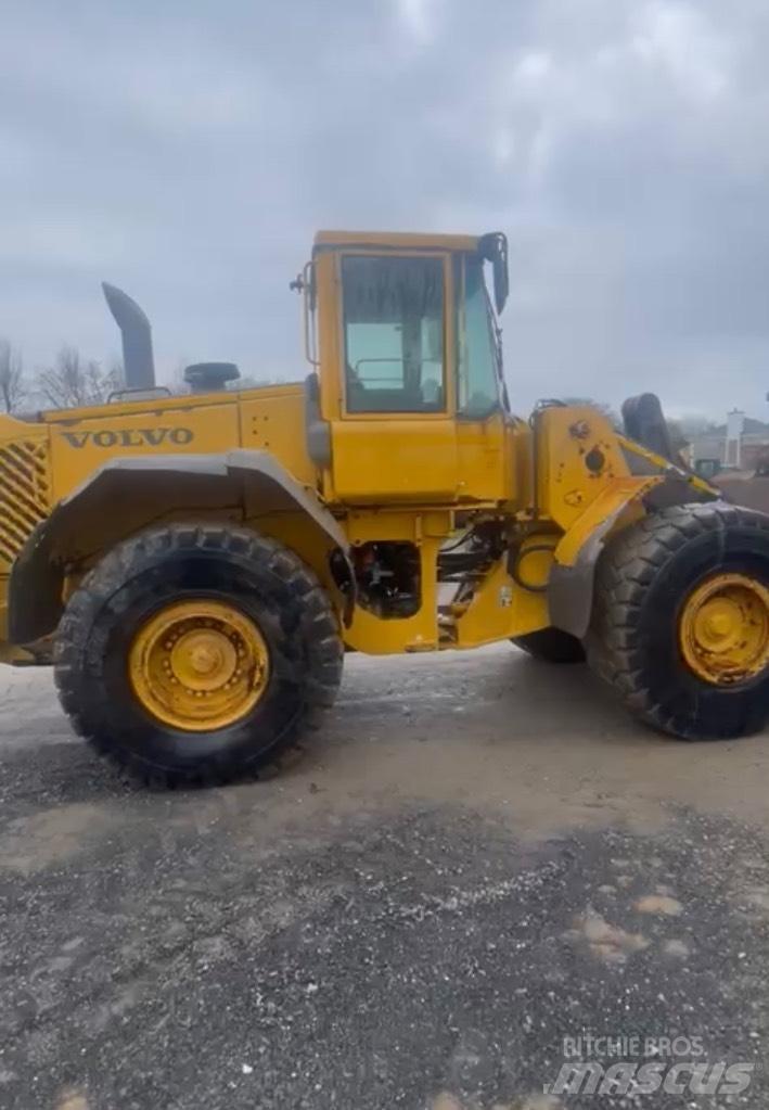 Volvo L 120 E Kolesové nakladače