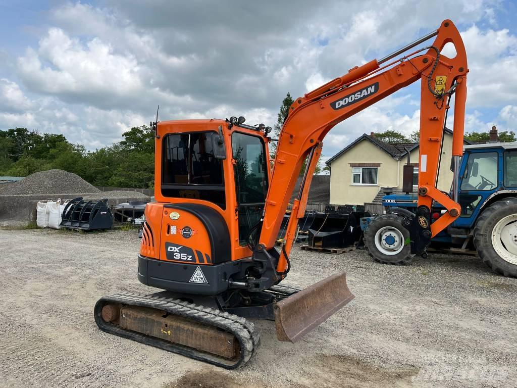 Doosan DX35Z Mini rýpadlá < 7t