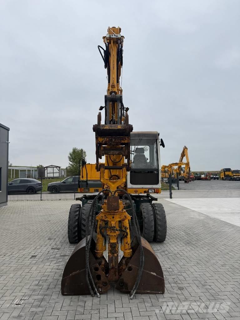 Liebherr A 312 Kolesové rýpadlá
