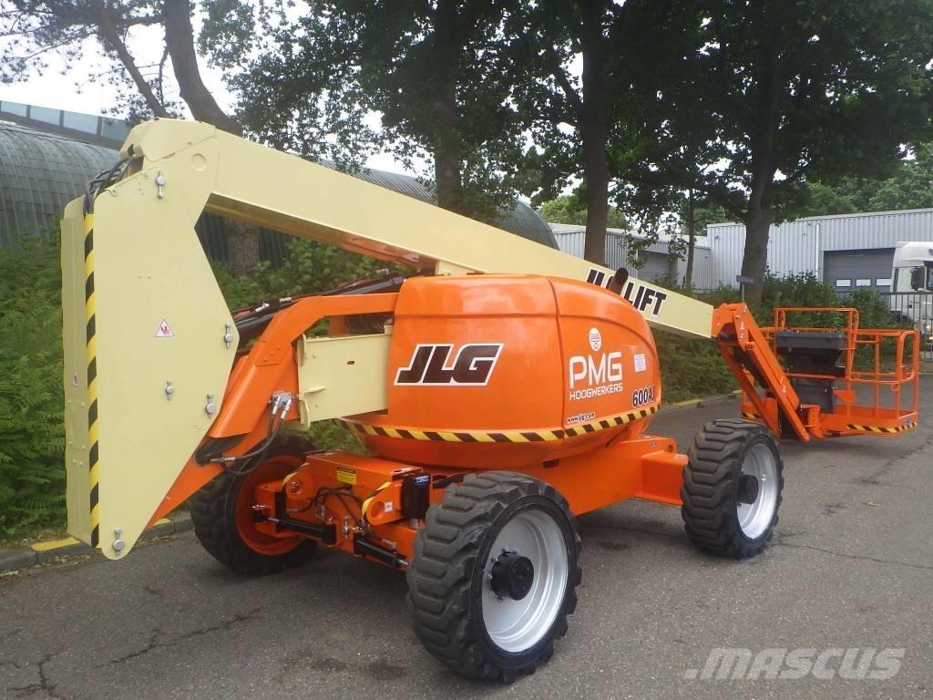JLG 600AJ Kĺbové plošiny