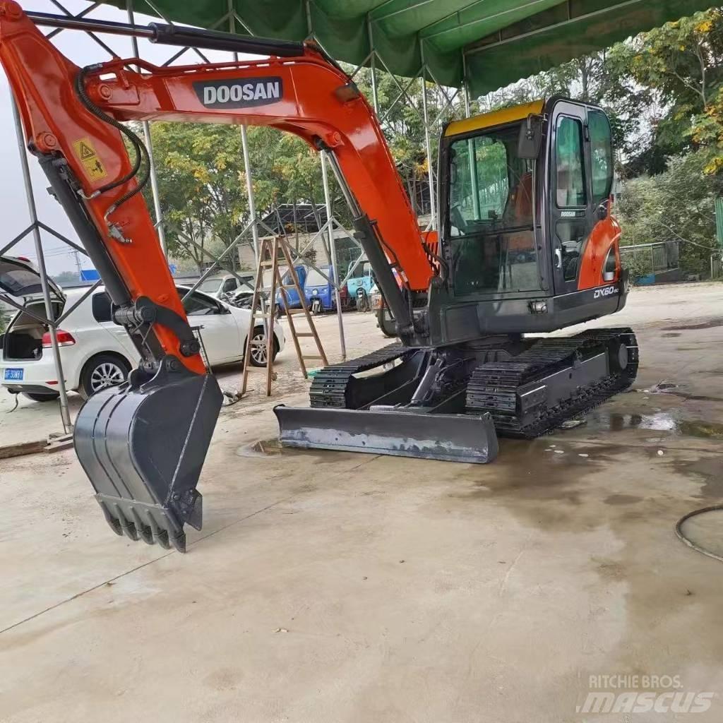 Doosan DX 60-9 C Pásové rýpadlá