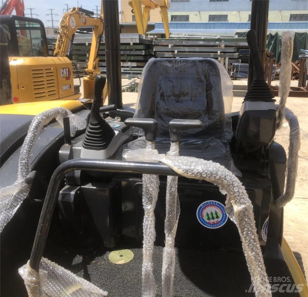 Komatsu PC 50 Mini rýpadlá < 7t