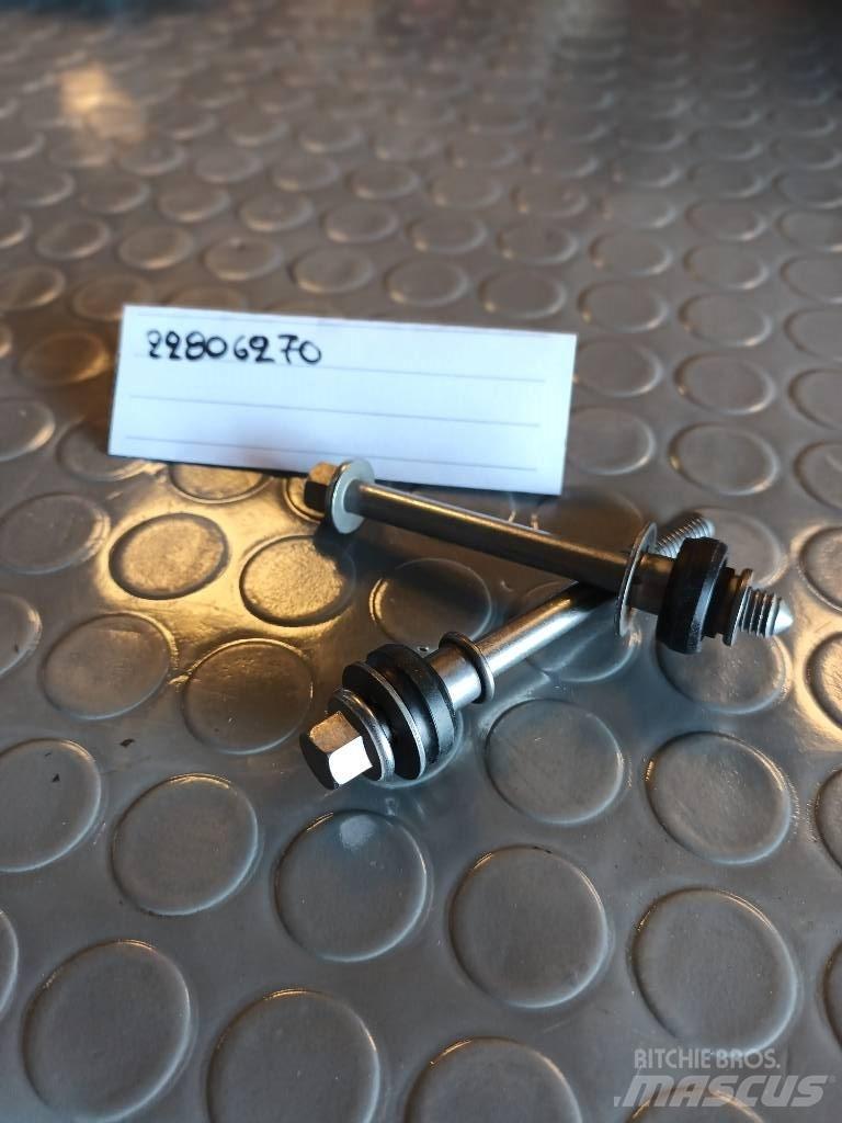 Volvo SCREW 22806270 Doprava – ostatné