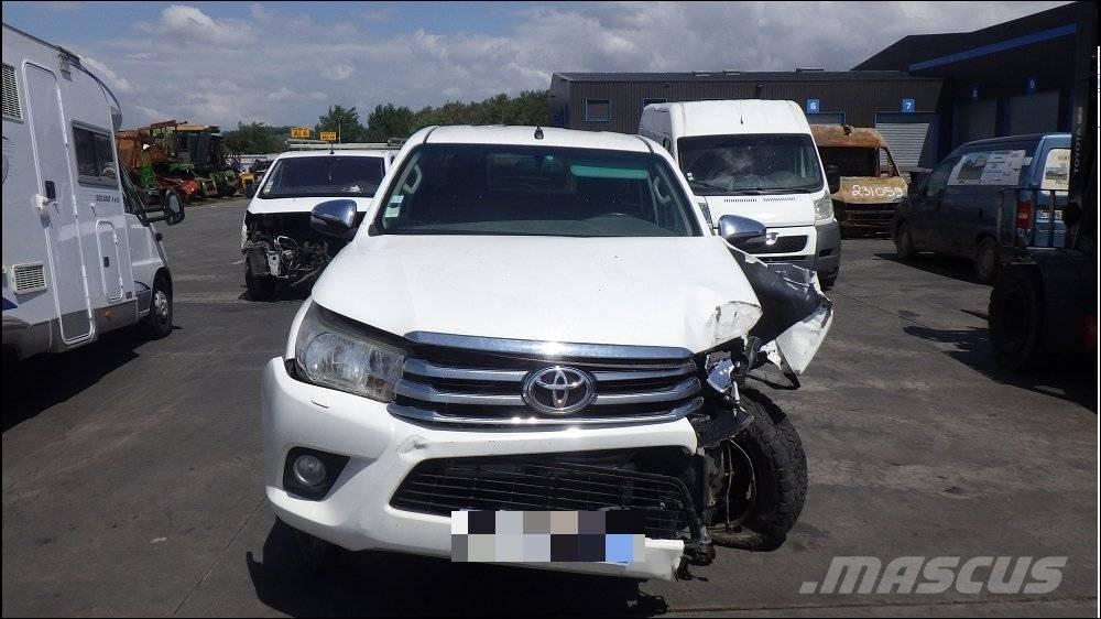 Toyota Hilux 4 Nakladacia/sklápacia bočnica