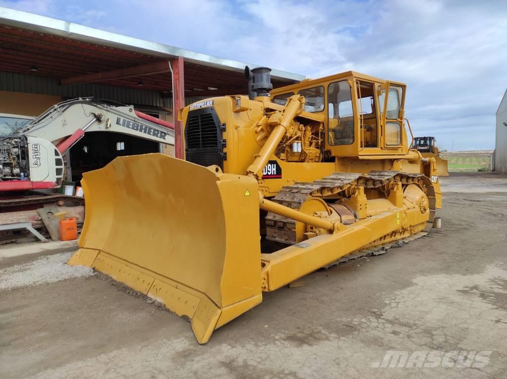 CAT D 9 H Pásové dozéry