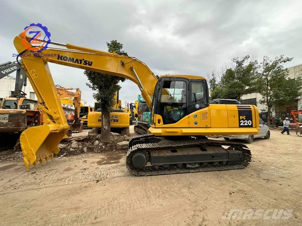 Komatsu PC 220-7 Pásové rýpadlá