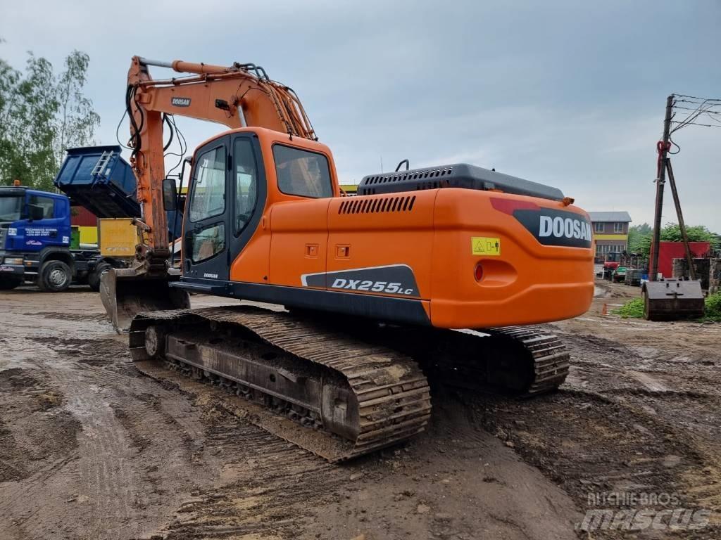 Doosan DX 255 LC Pásové rýpadlá
